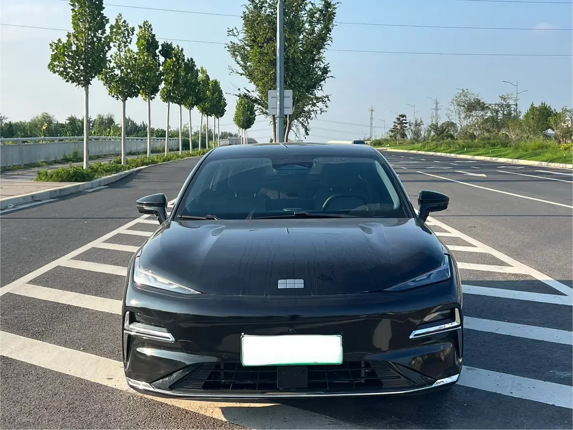 Geely Galaxy Star 8 PHEV