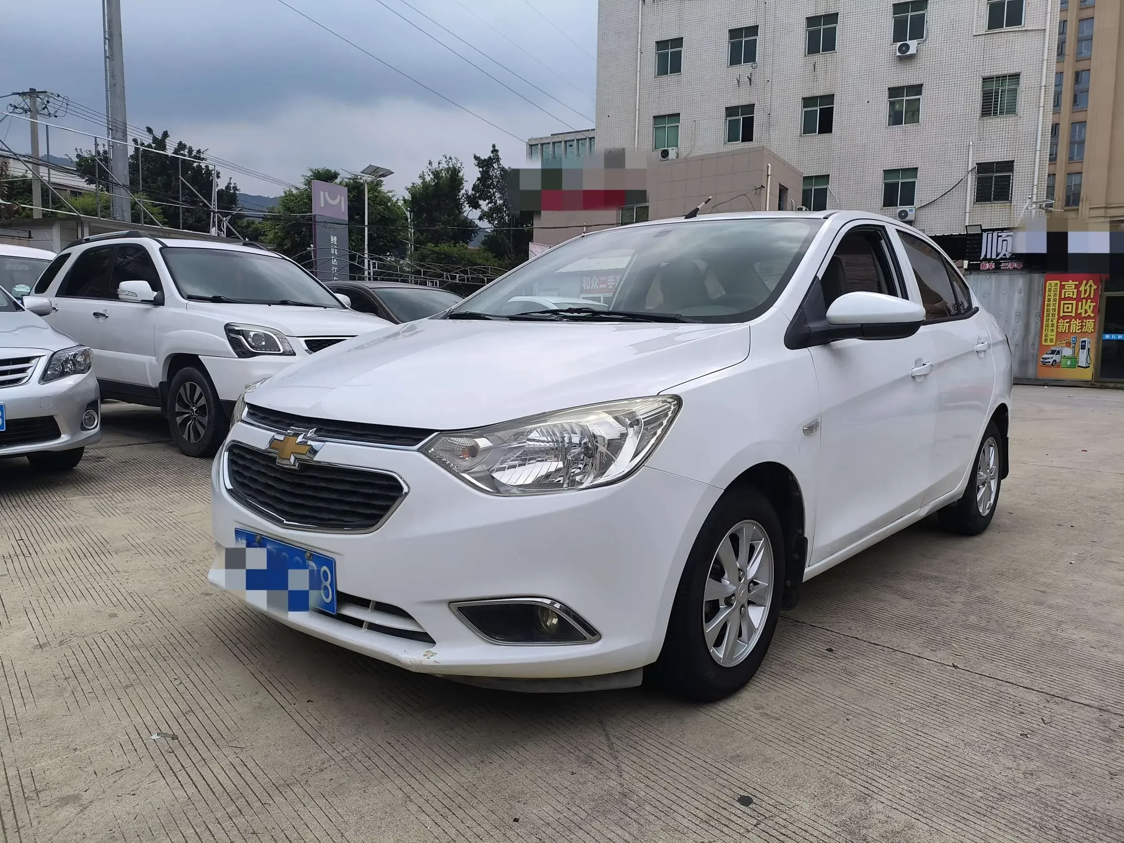 Chevrolet Sail  из Китая