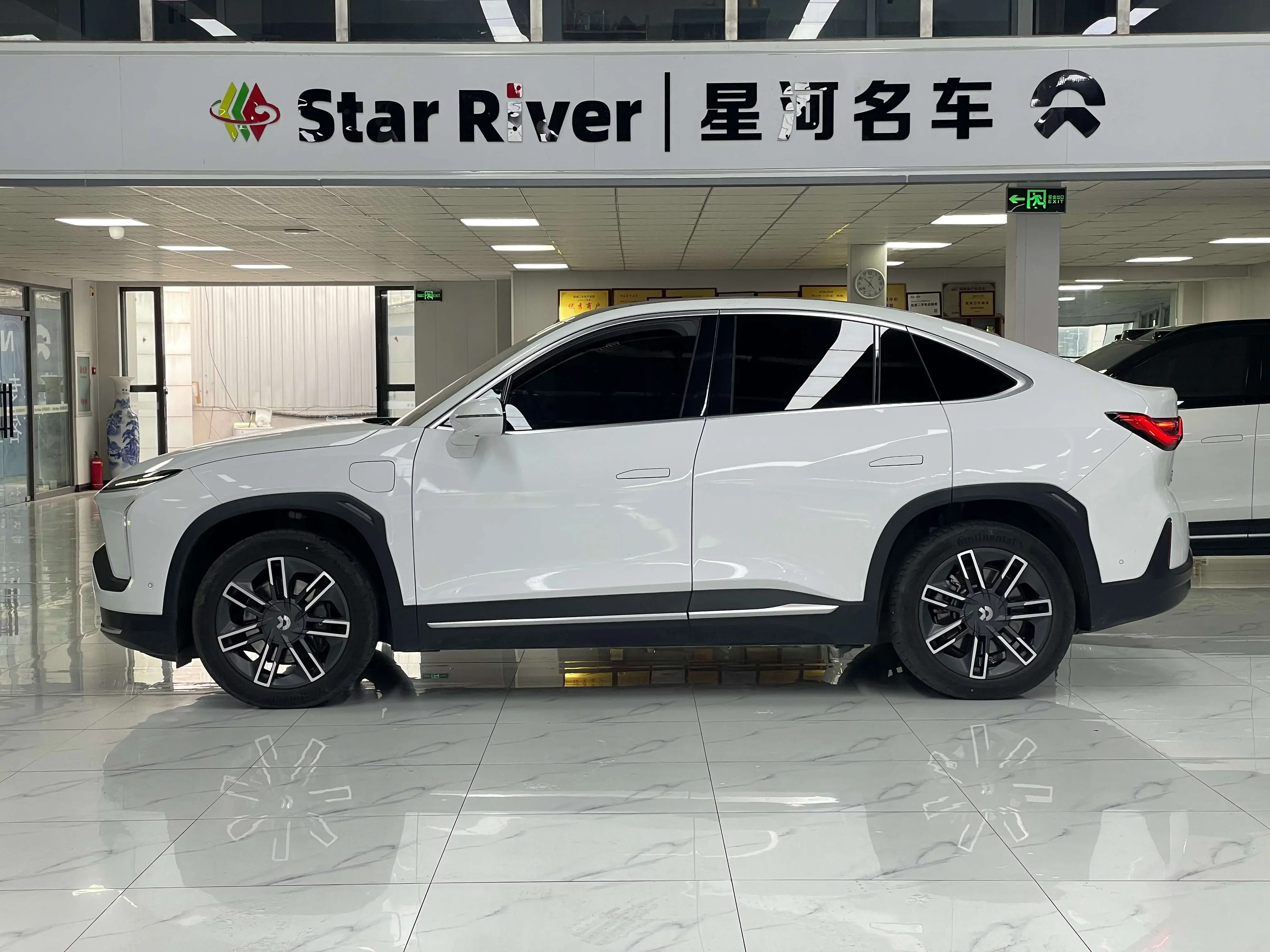 NIO EC6