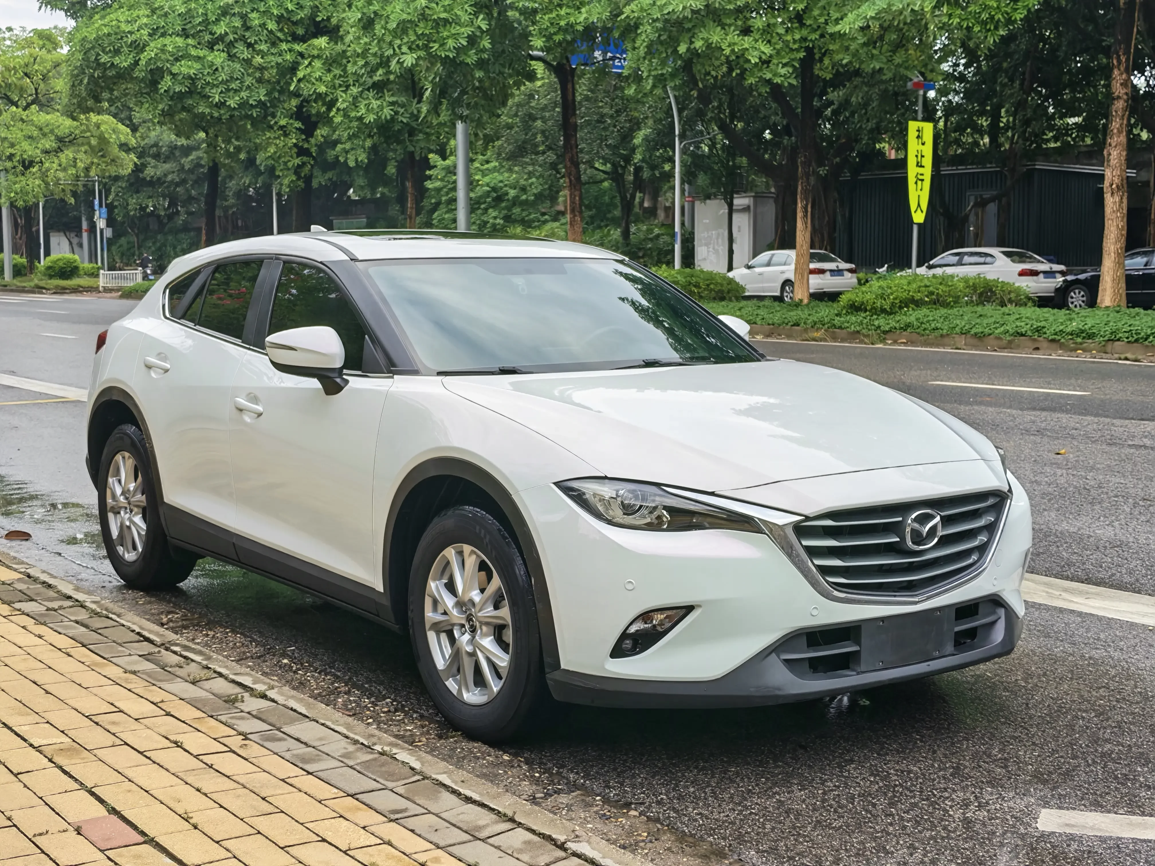 Mazda CX-4