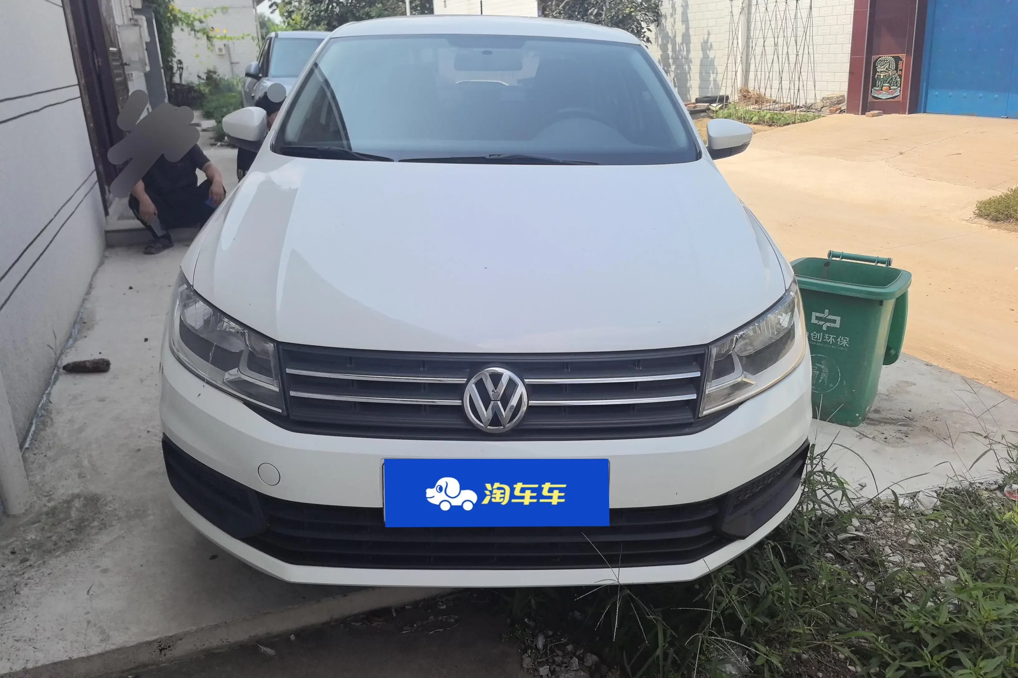 Volkswagen Santana  из Китая