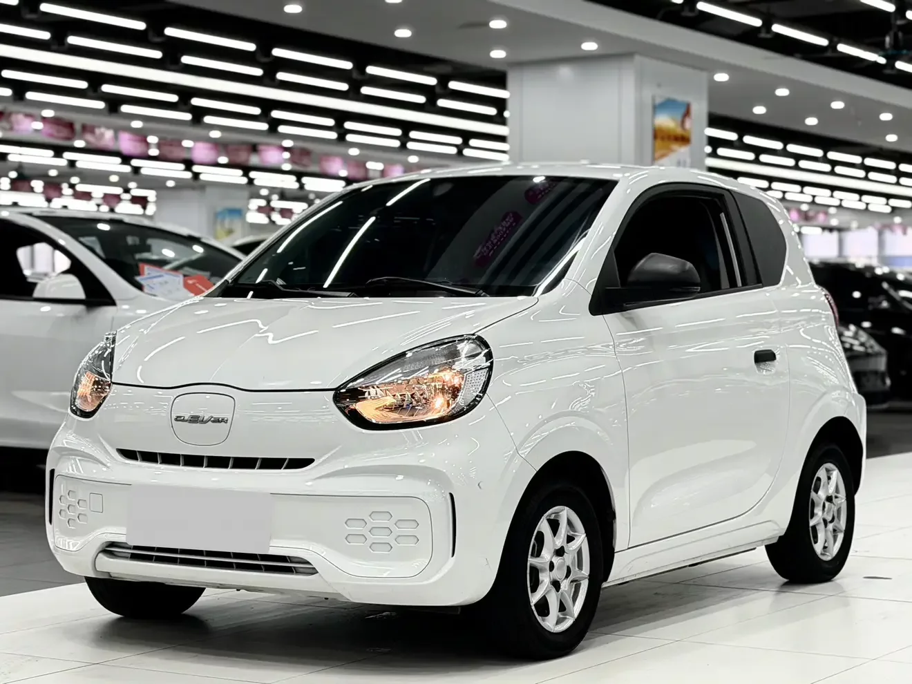 Roewe CLEVER  из Китая
