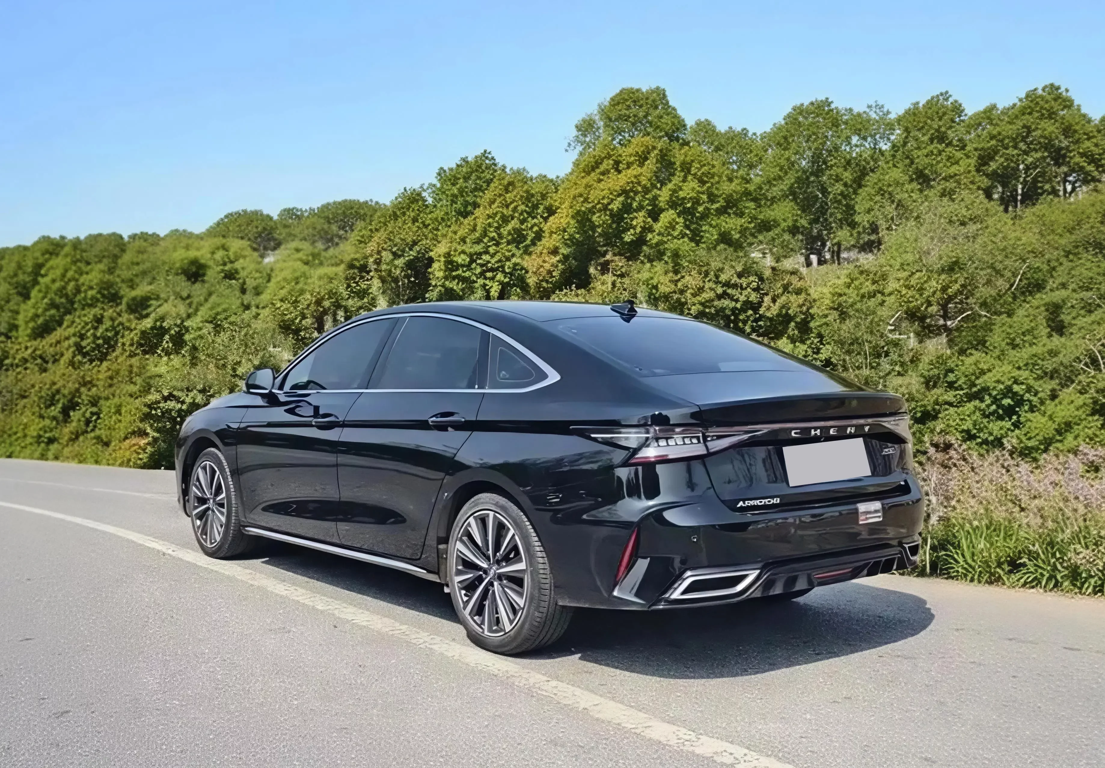 Chery Arrizo 8  из Китая