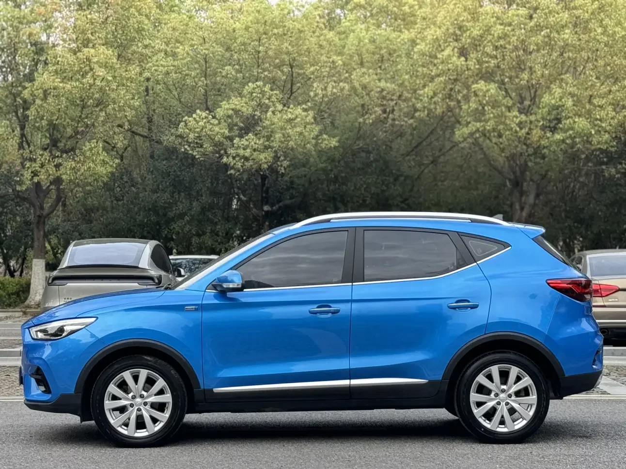 MG ZS