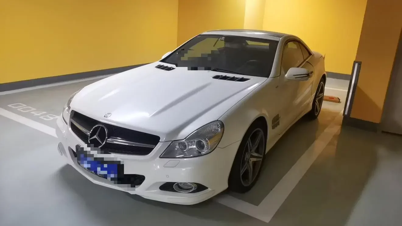 Mercedes-Benz SL Class