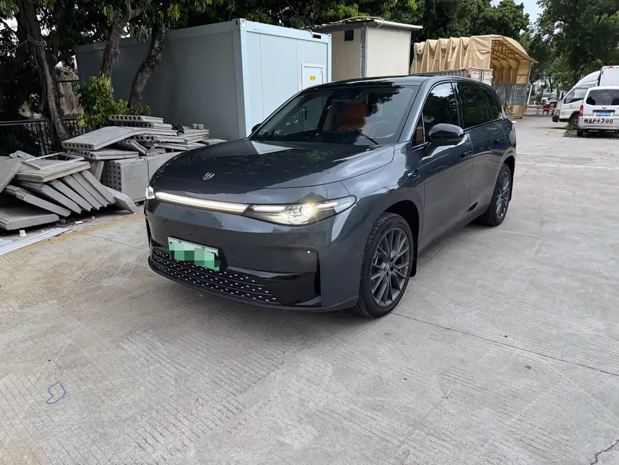 Leapmotor Zero running C10