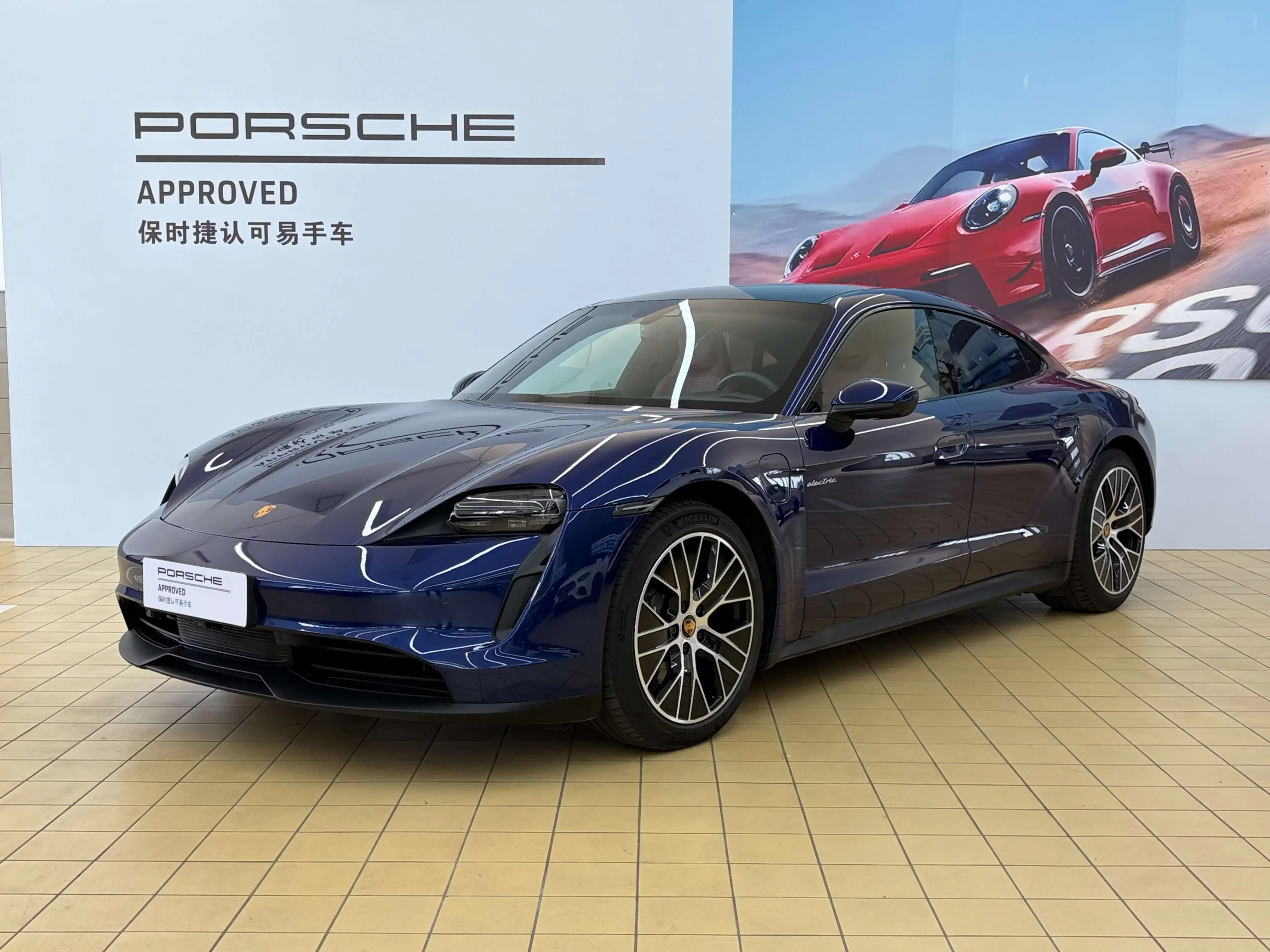 Porsche Taycan  из Китая