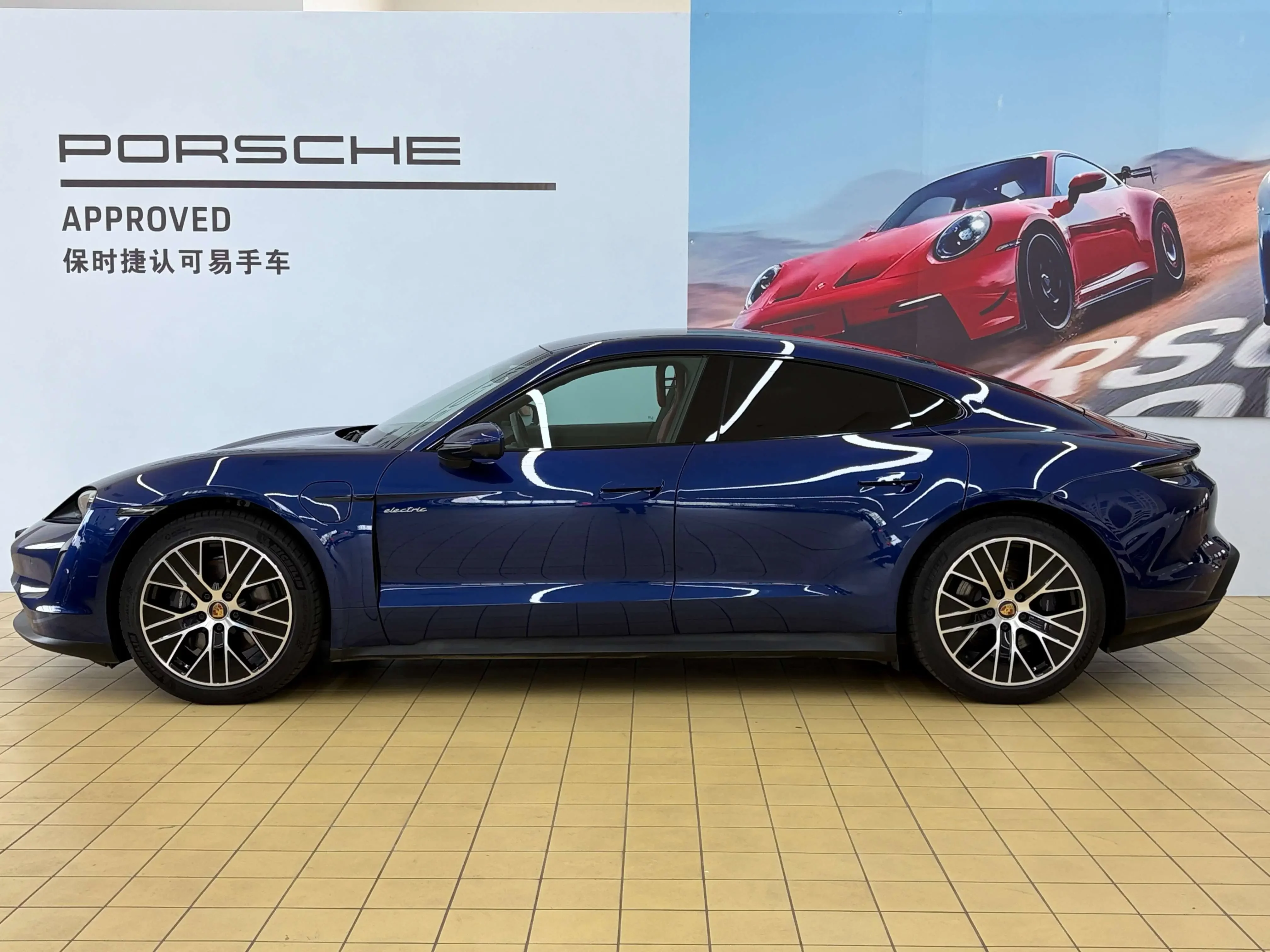 Porsche Taycan