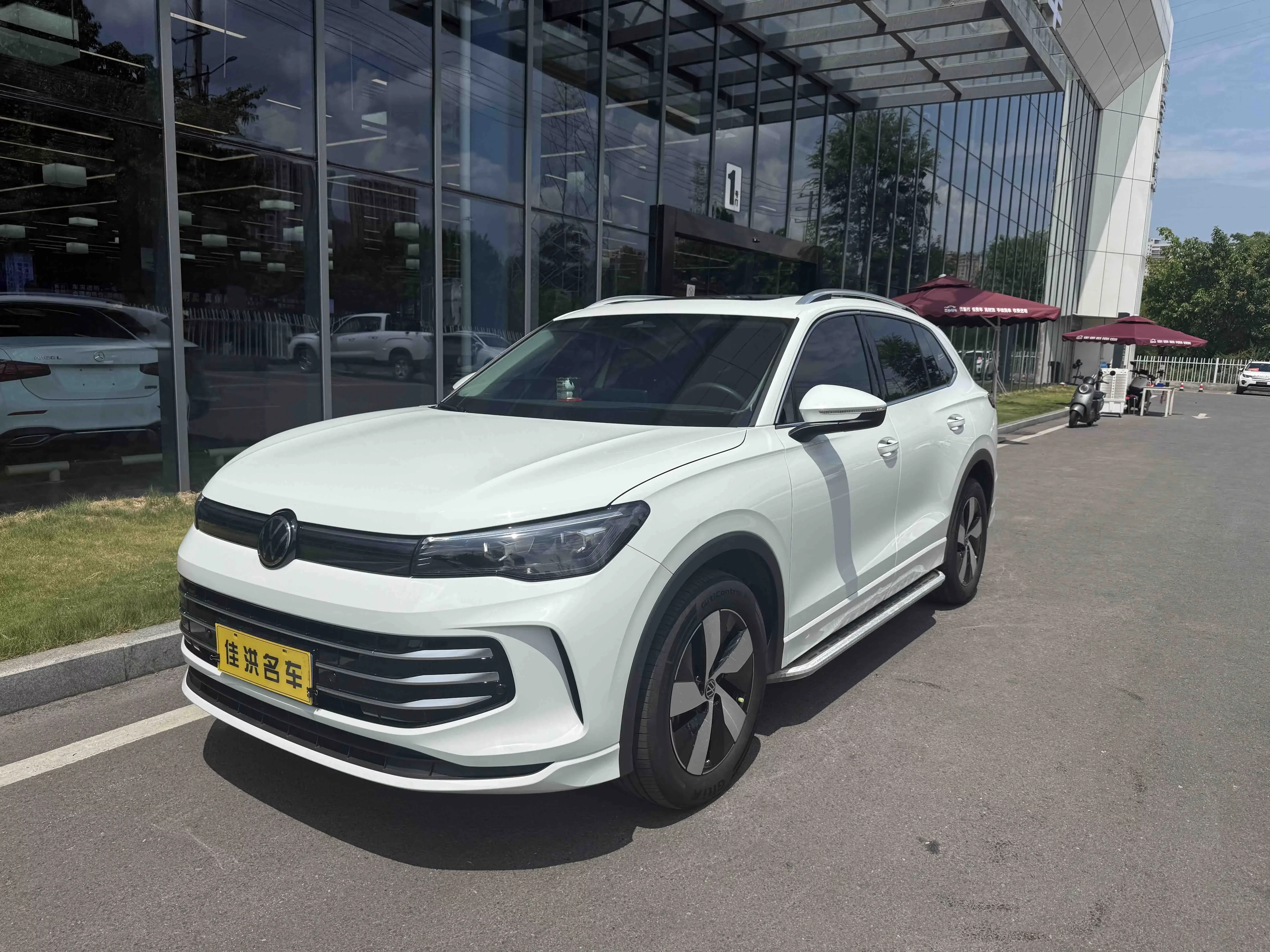 Volkswagen Tiguan L