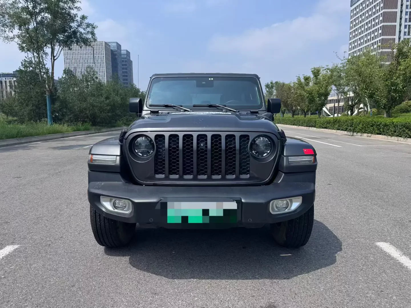 Jeep Wrangler 4xe PHEV  из Китая