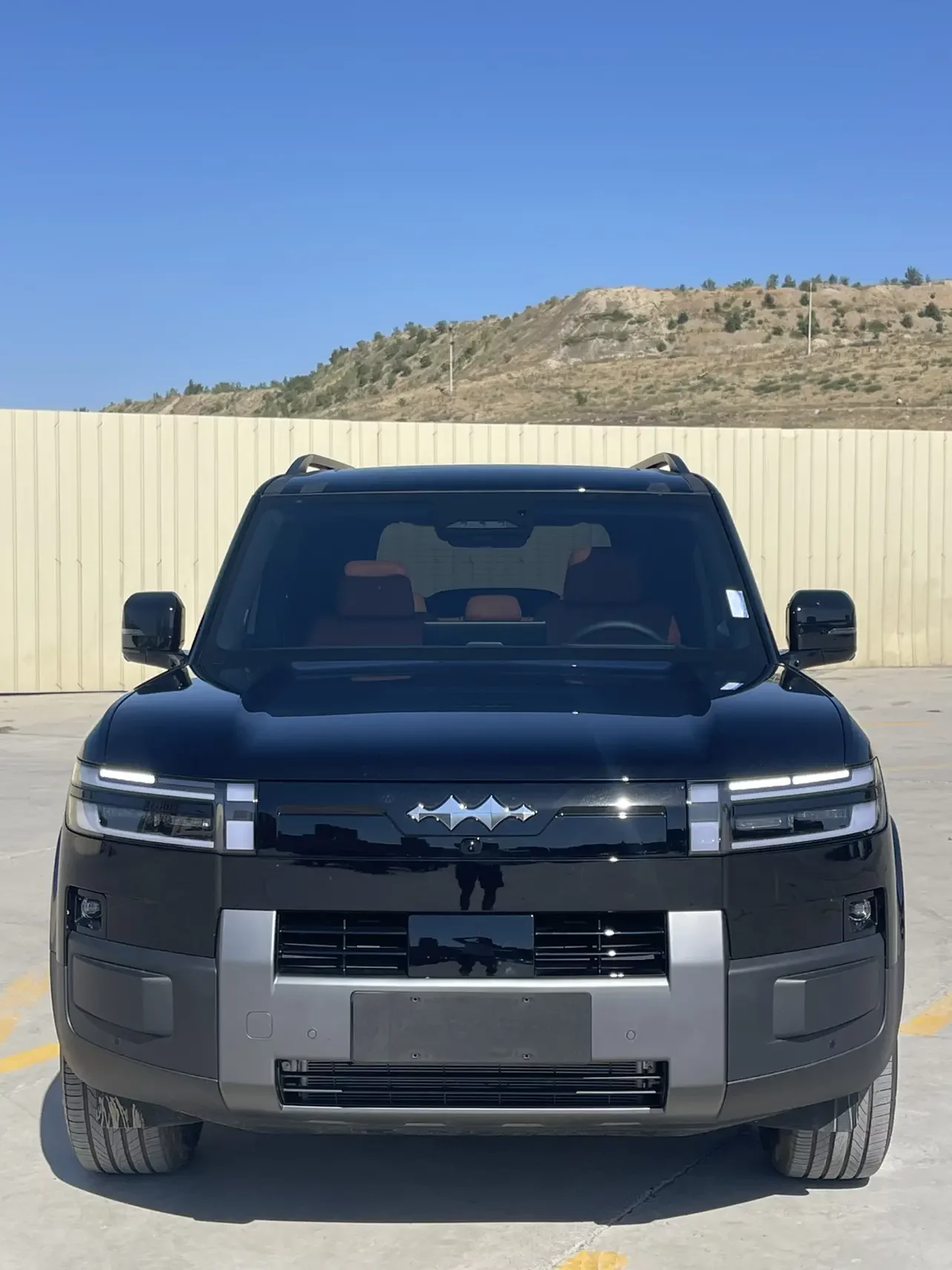 BYD Leopard Titanium 7 PHEV