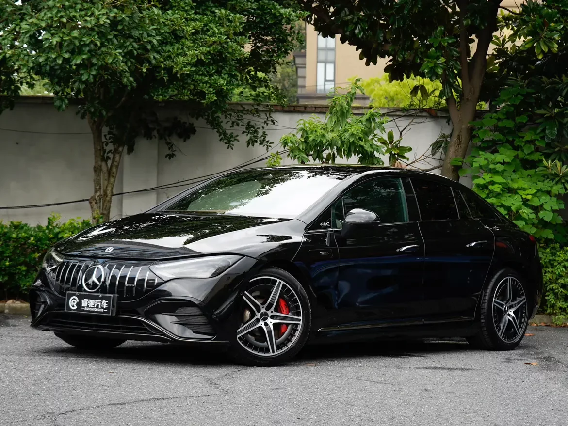 Mercedes-Benz EQE AMG