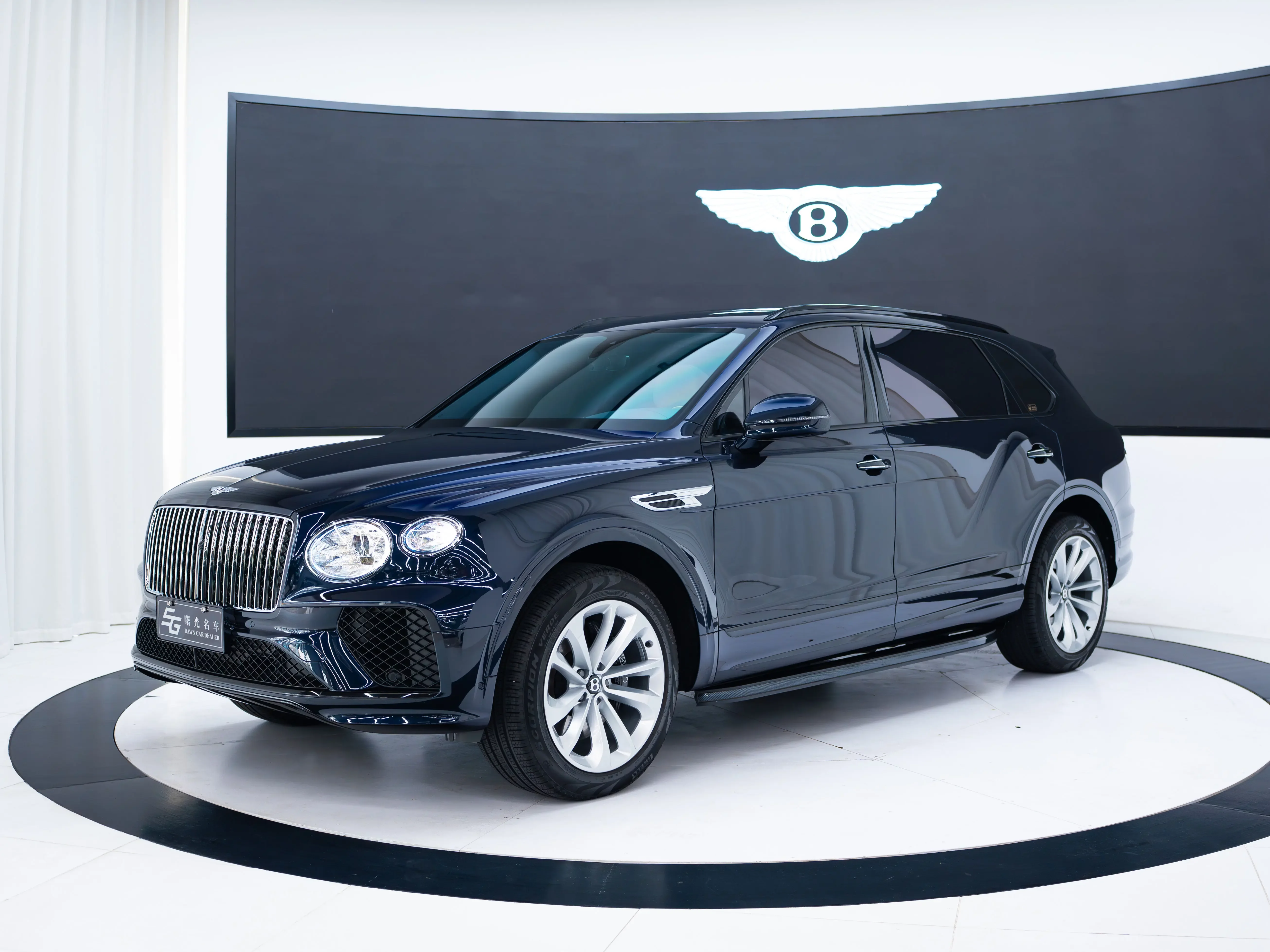 Bentley Bentayga  из Китая