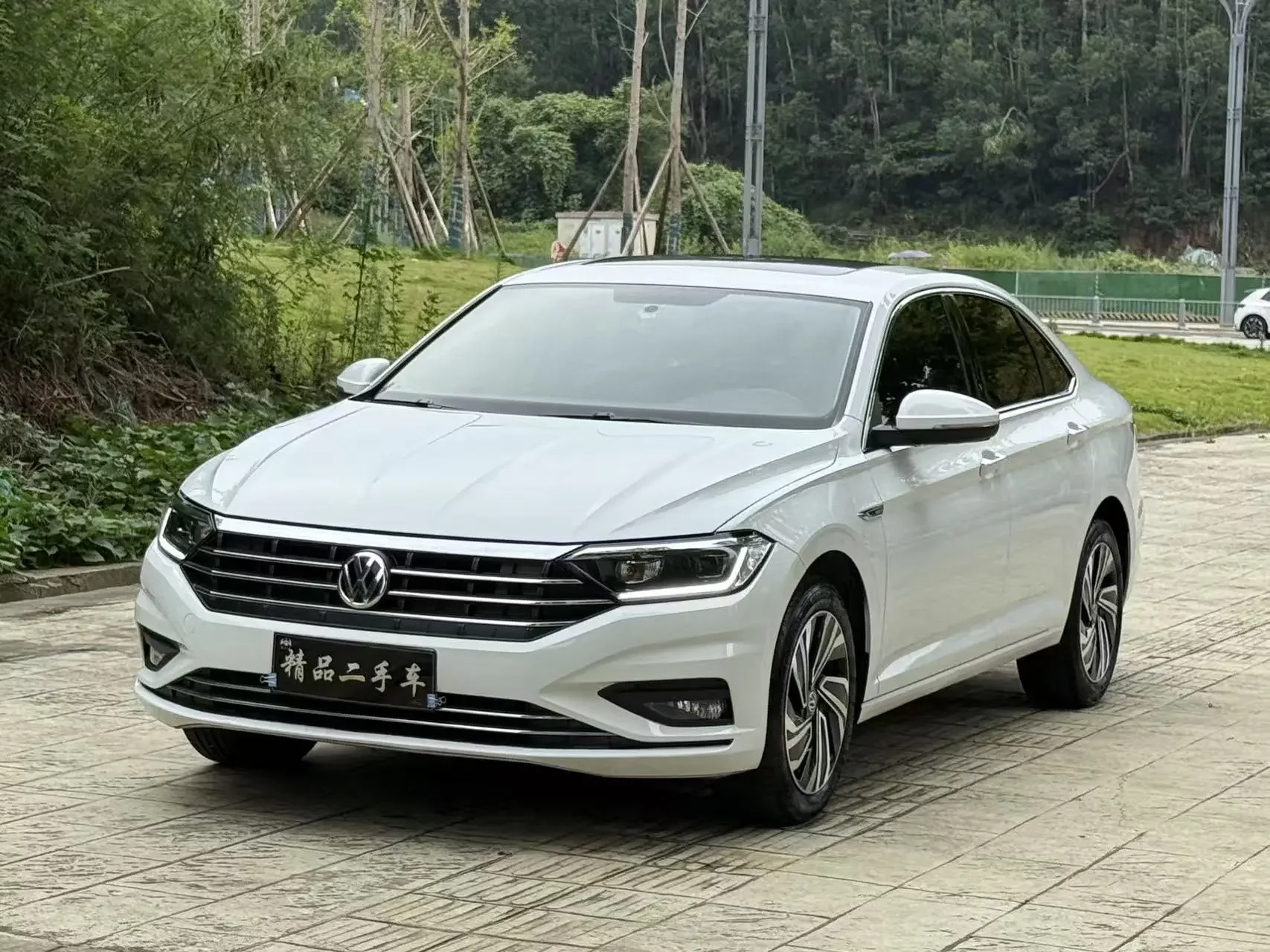 Volkswagen Sagitar