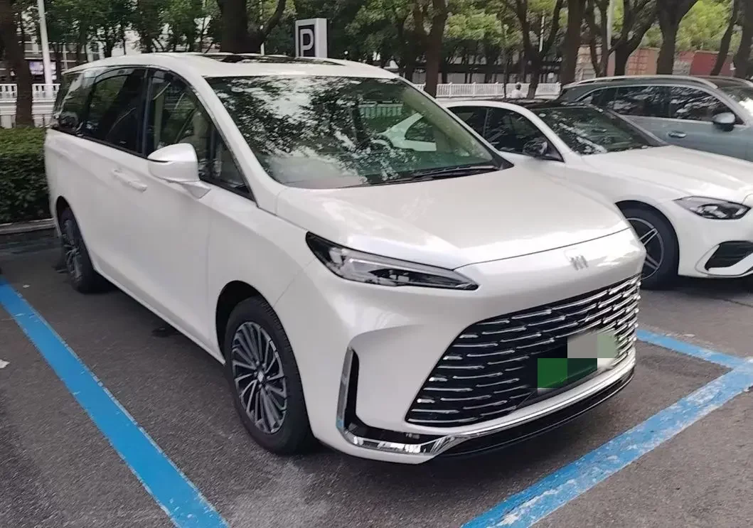 Buick GL8 PHEV