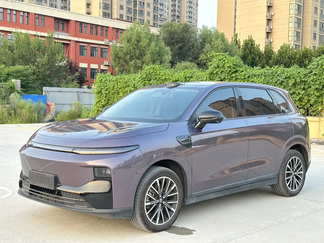 Leapmotor B10