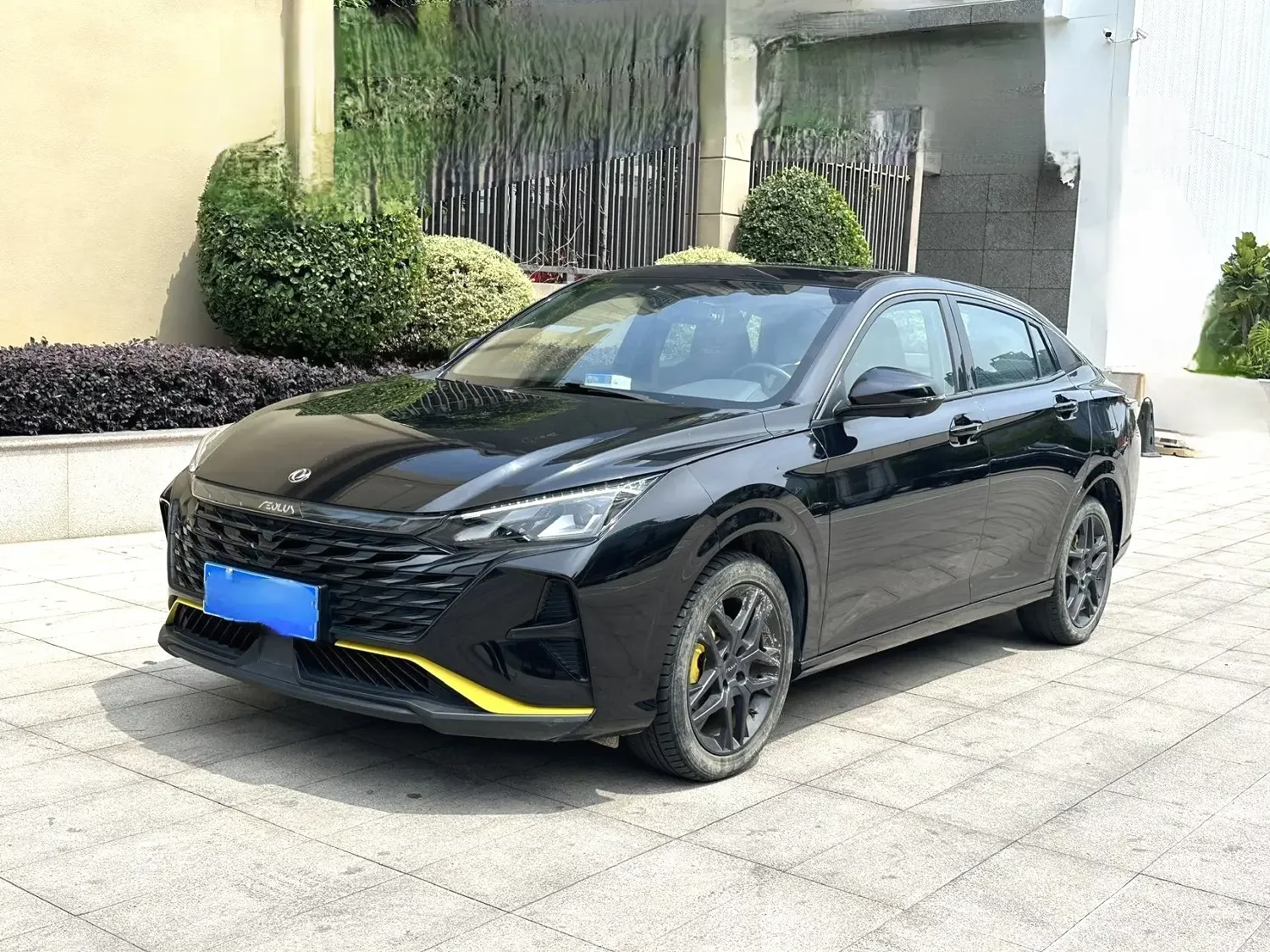 Dongfeng Yixuan