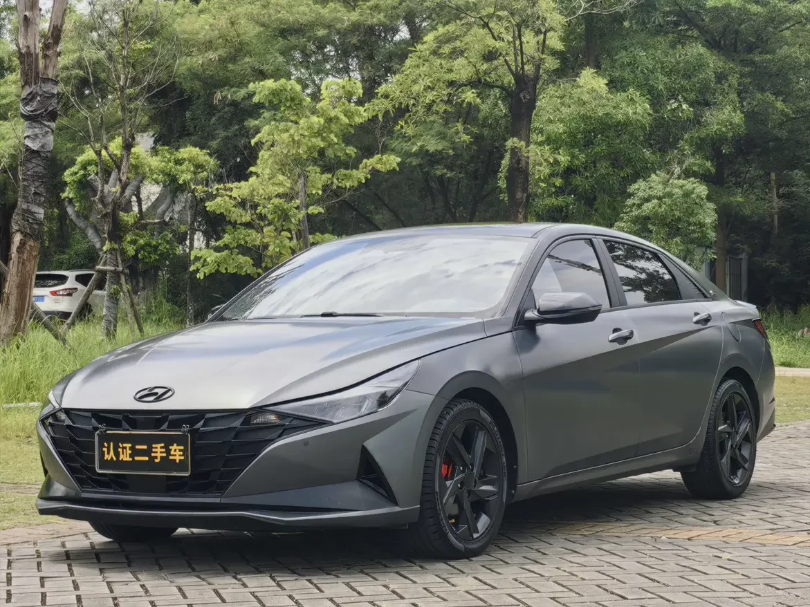 Hyundai Elantra