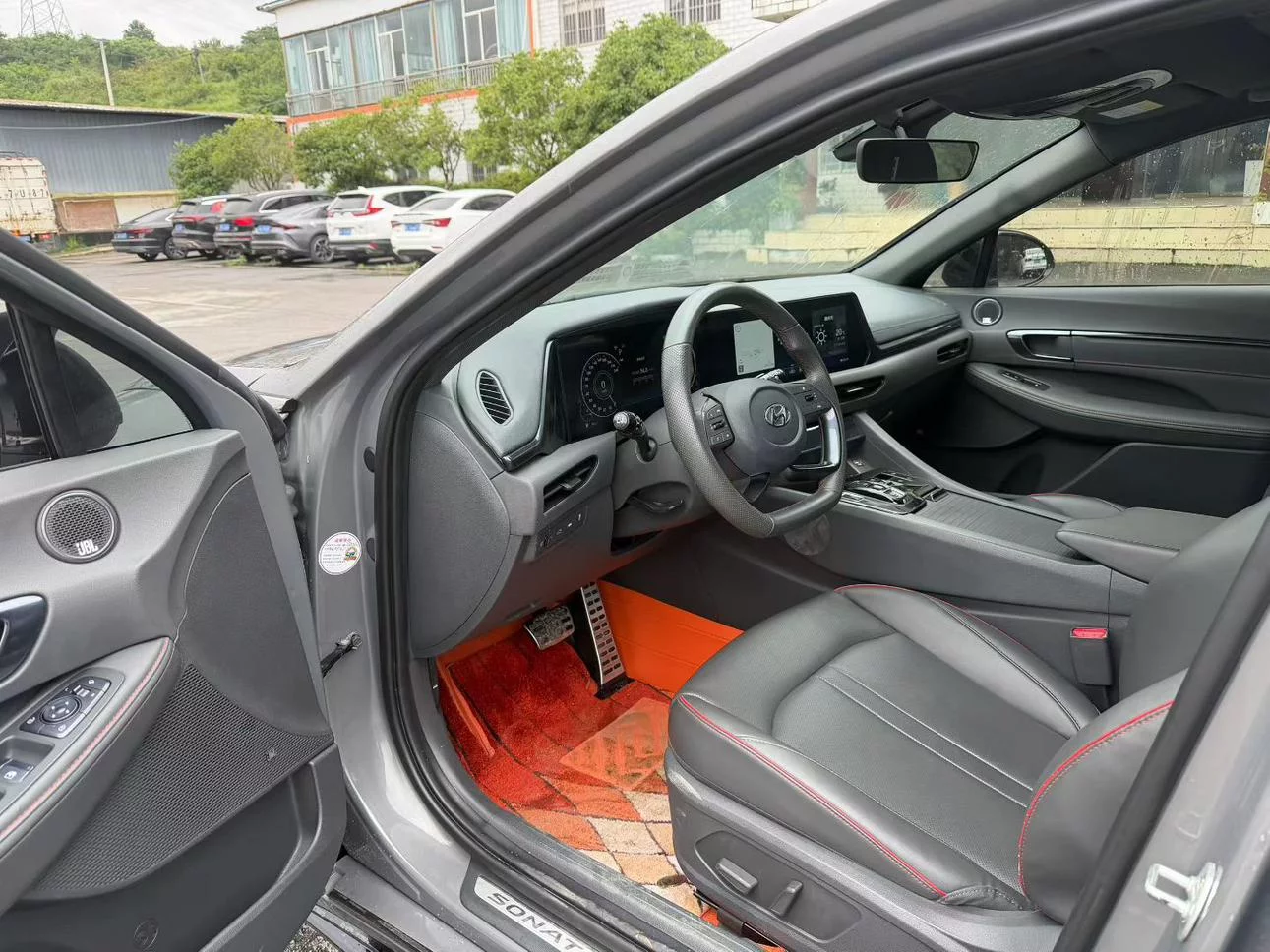 Hyundai sonata