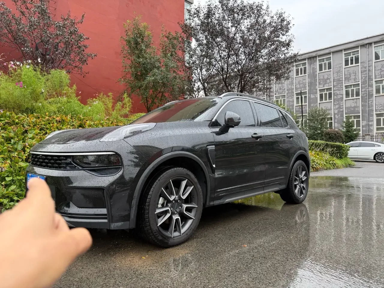 Lynk & Co 01