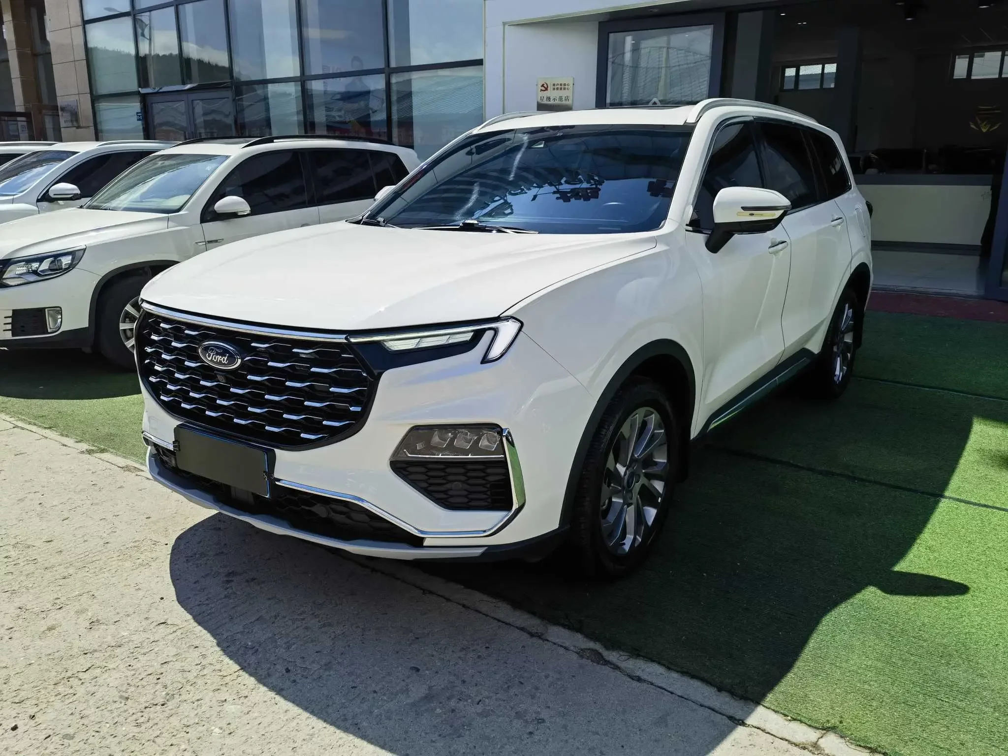 Ford Lingyu  из Китая
