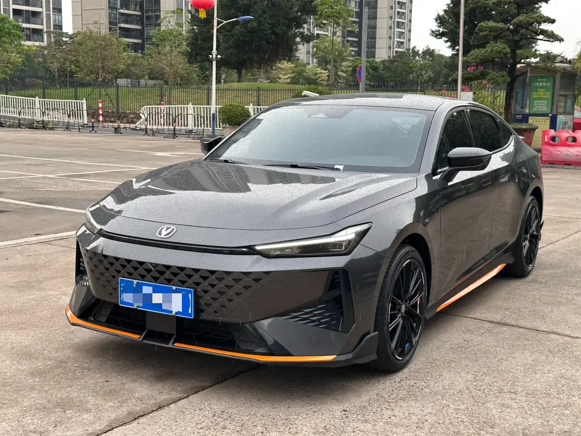 Changan UNI-V