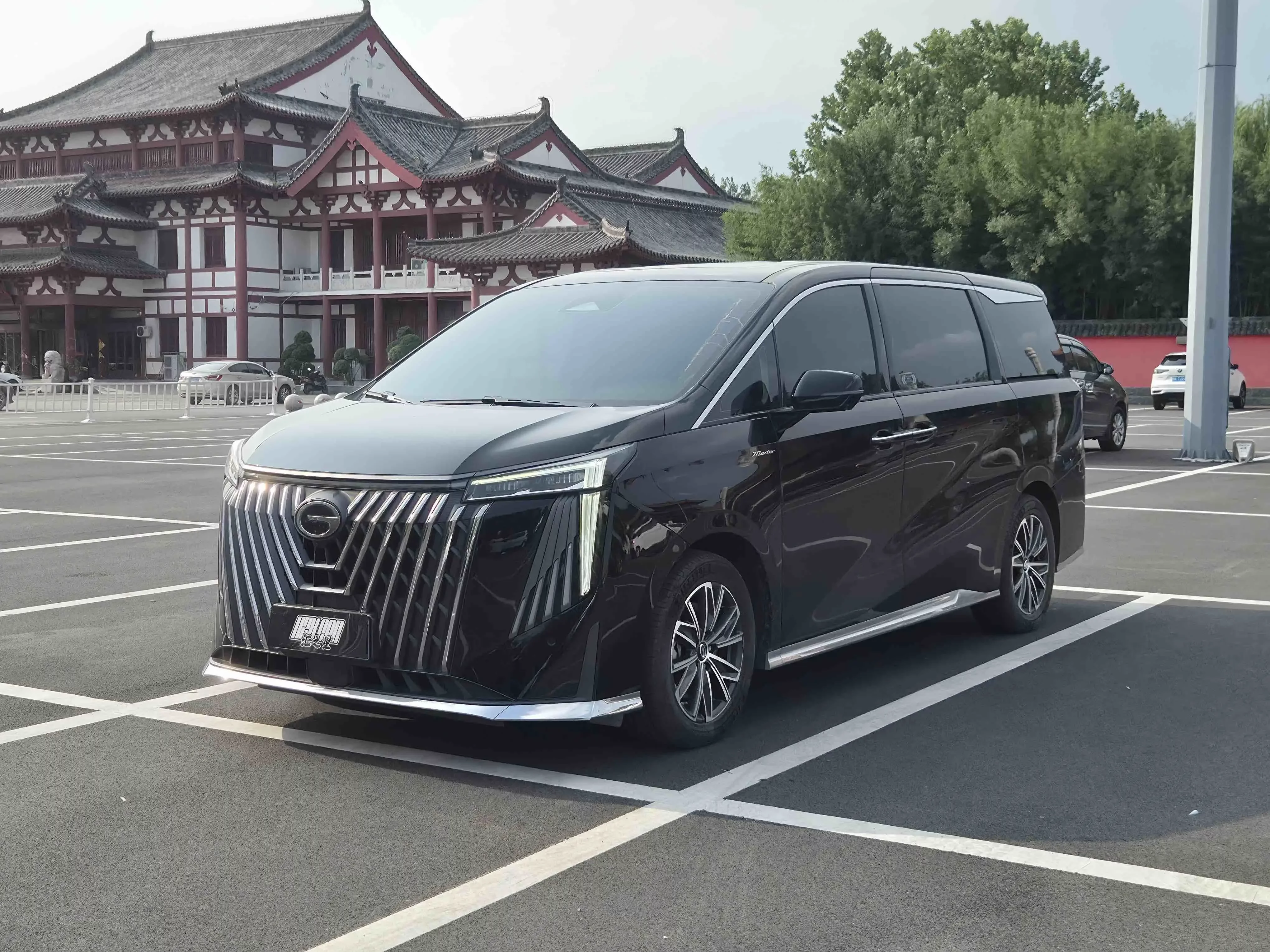 GAC Trumpchi M8