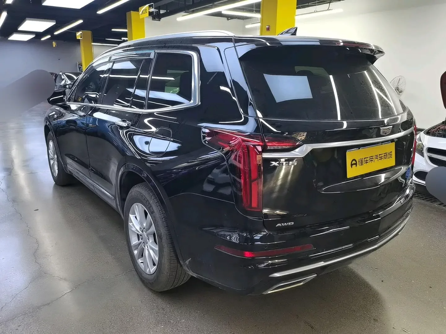 Cadillac XT6