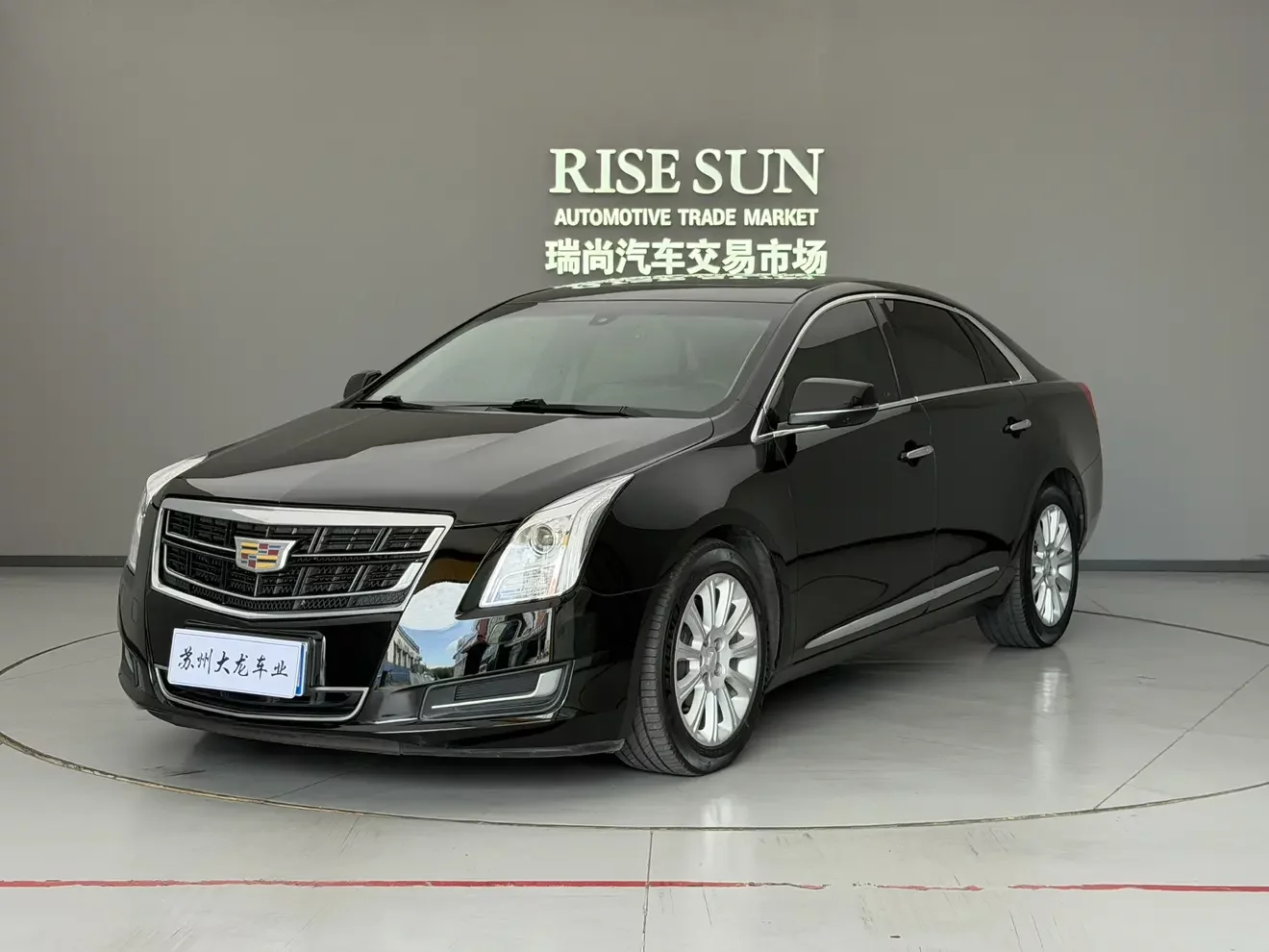 Cadillac XTS