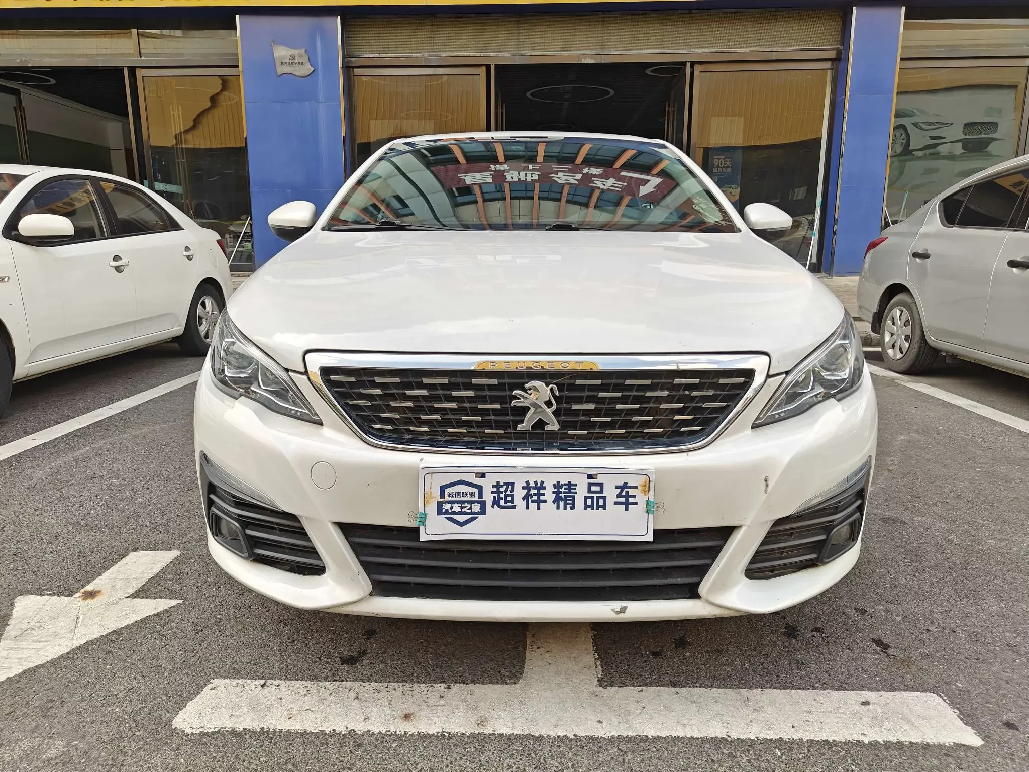 Peugeot 308  из Китая
