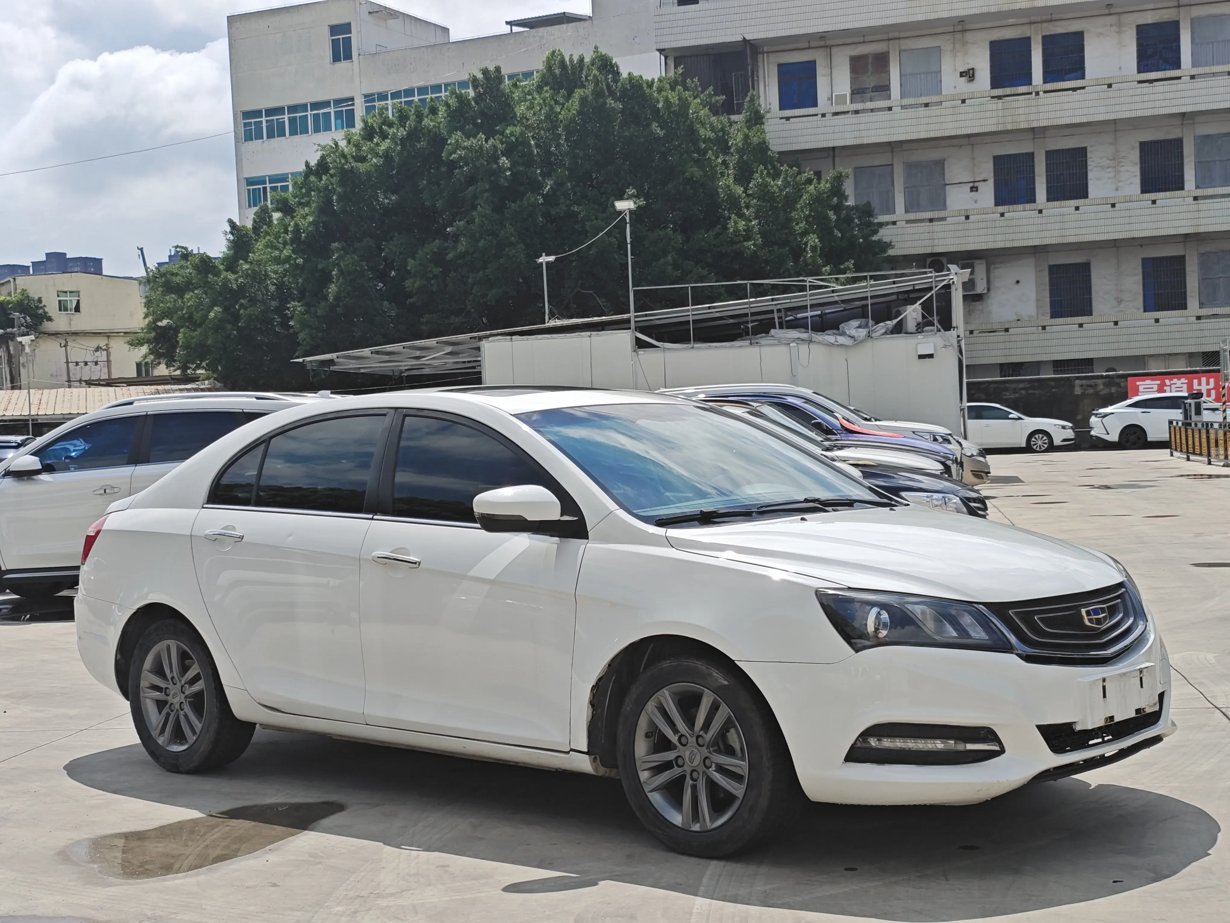 Geely emgrand