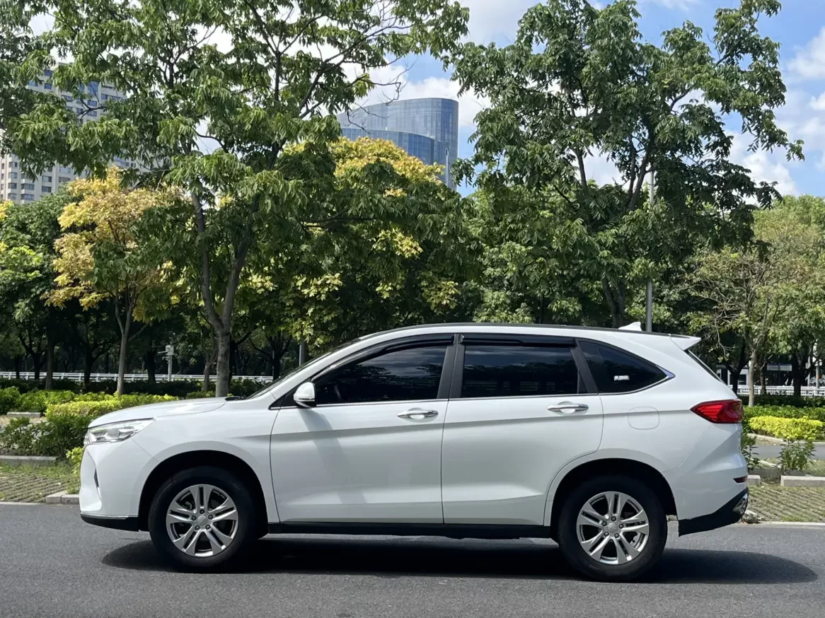 Haval M6
