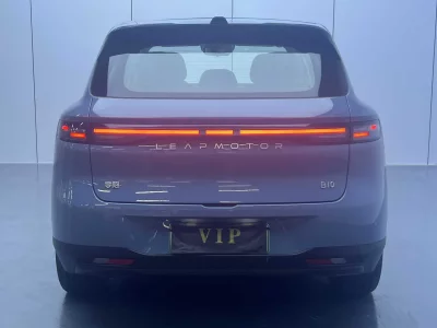 Leapmotor B10