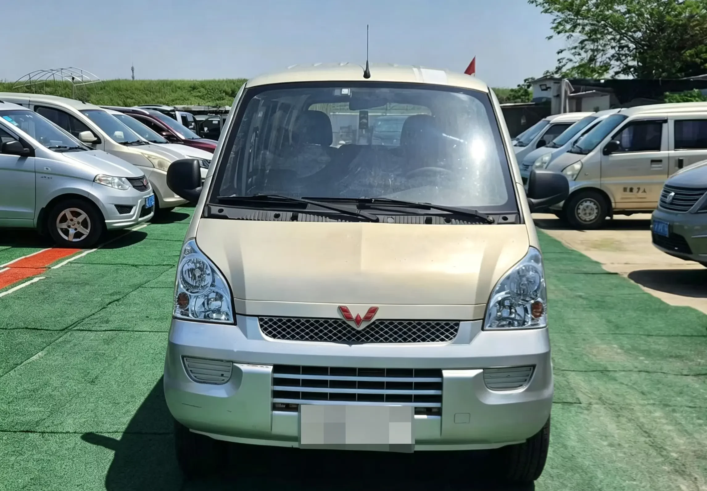 Wuling Rongguang  из Китая