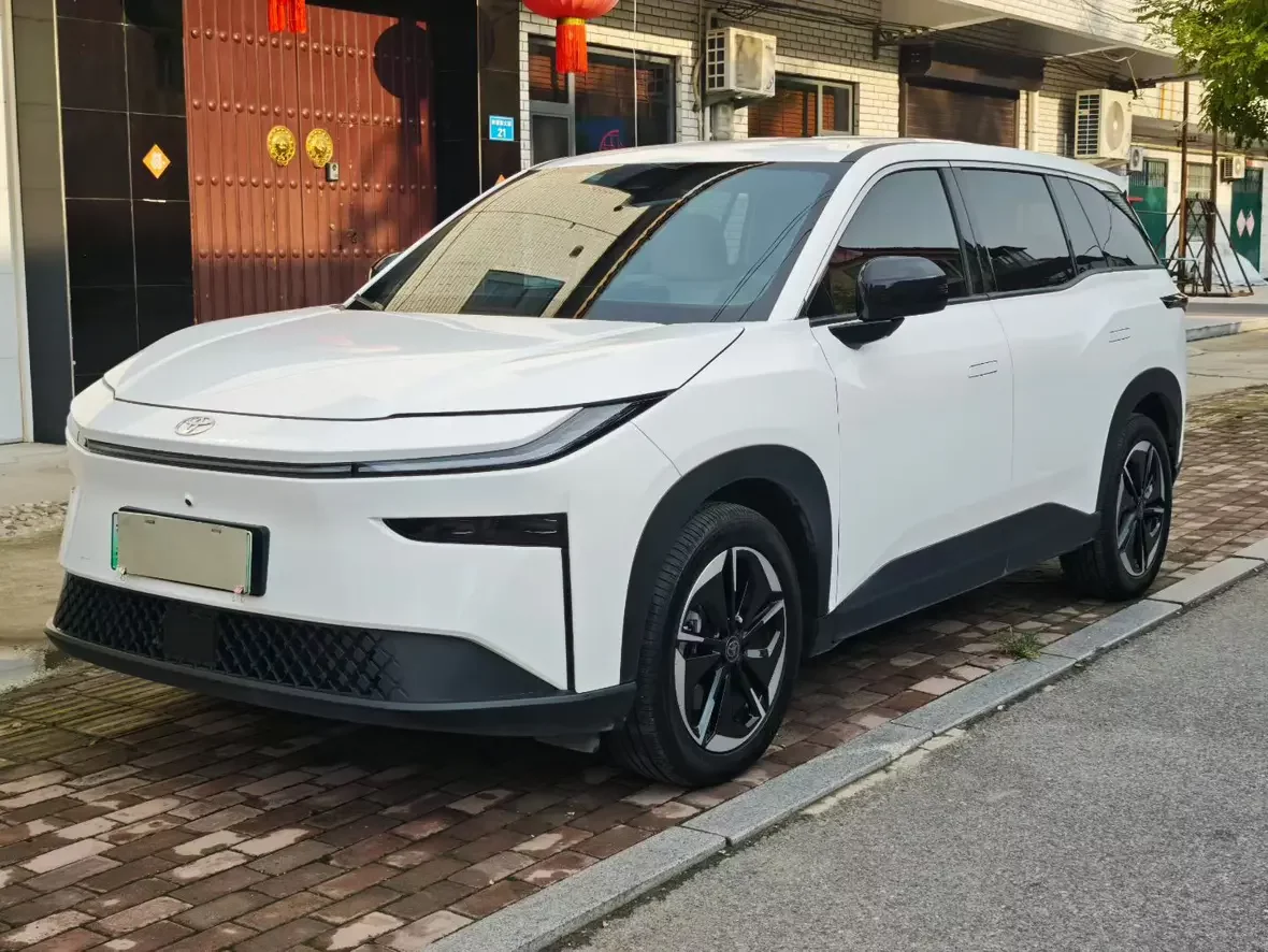 Toyota Bozhi 3X  из Китая