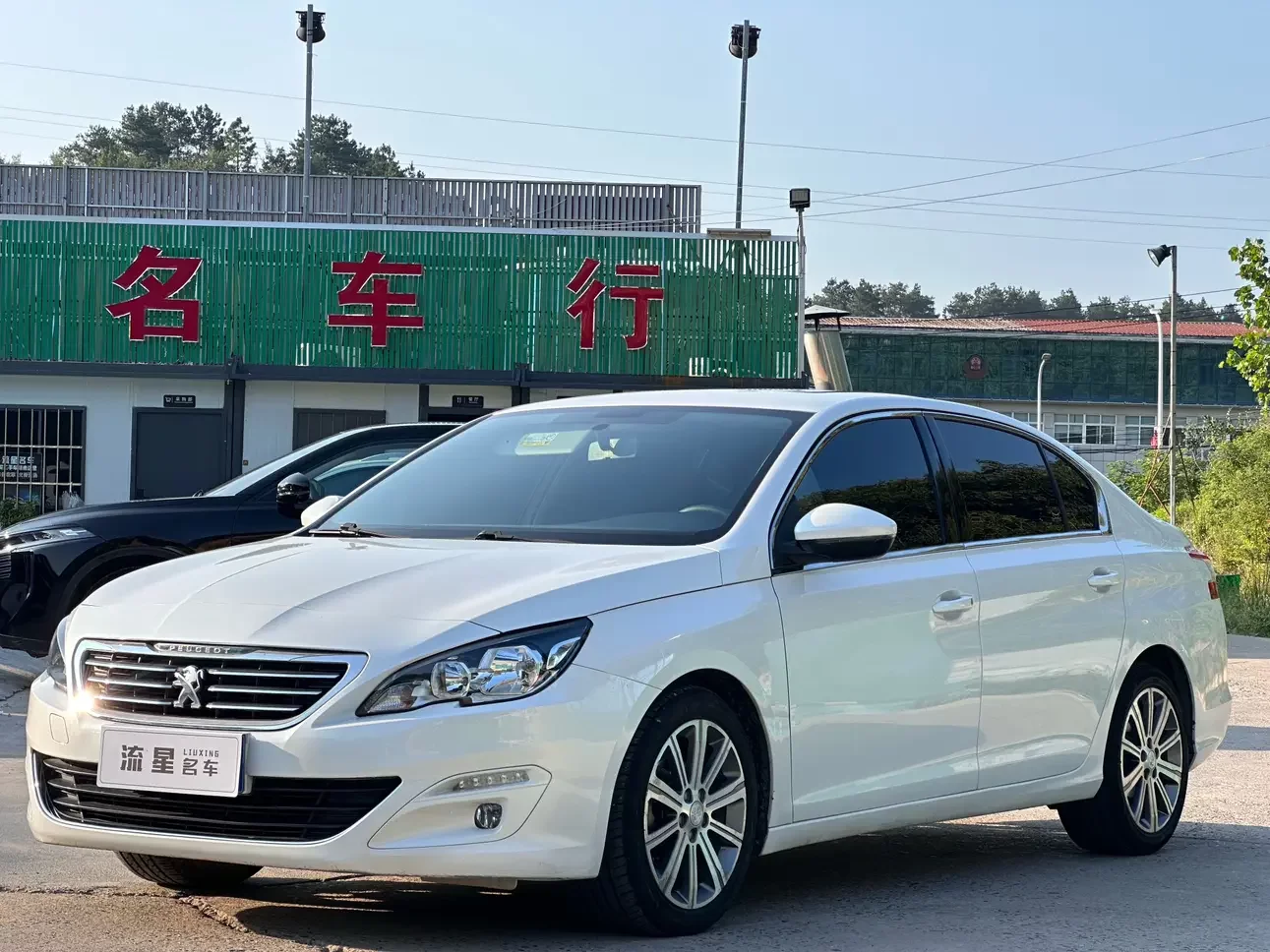 Peugeot 408