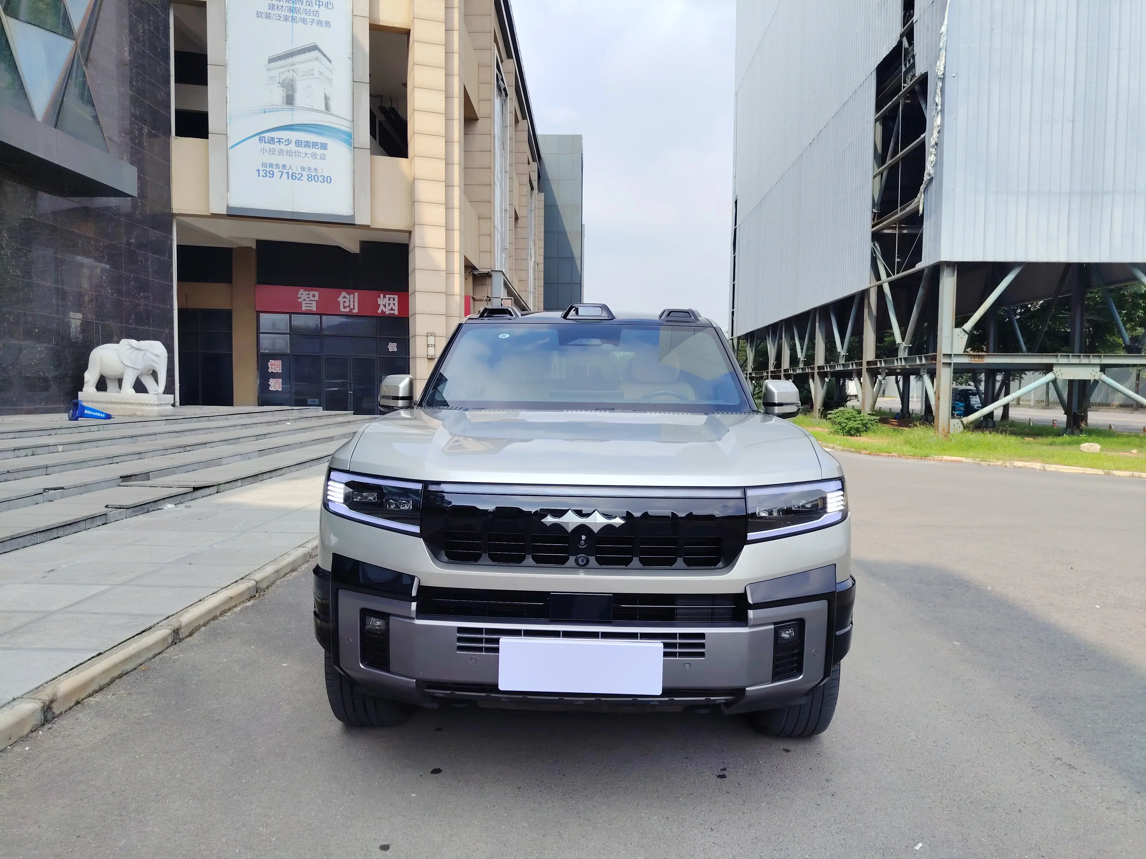 BYD Leopard Leopard 8