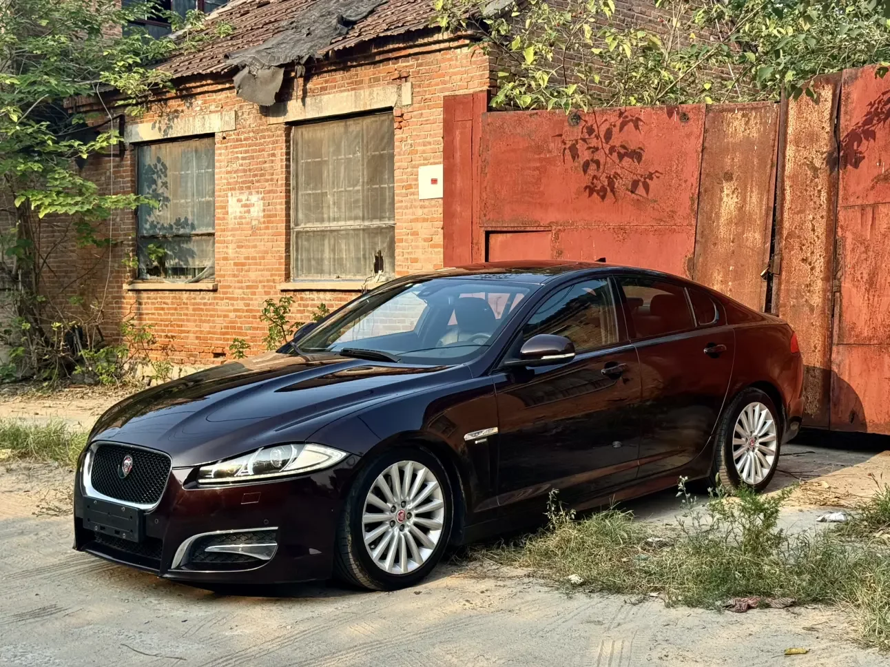 Jaguar XF  из Китая