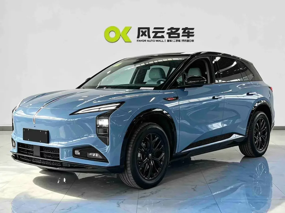 Hongqi Red Flag Tiangong 08  из Китая