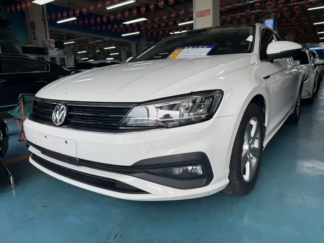 Volkswagen Lamando