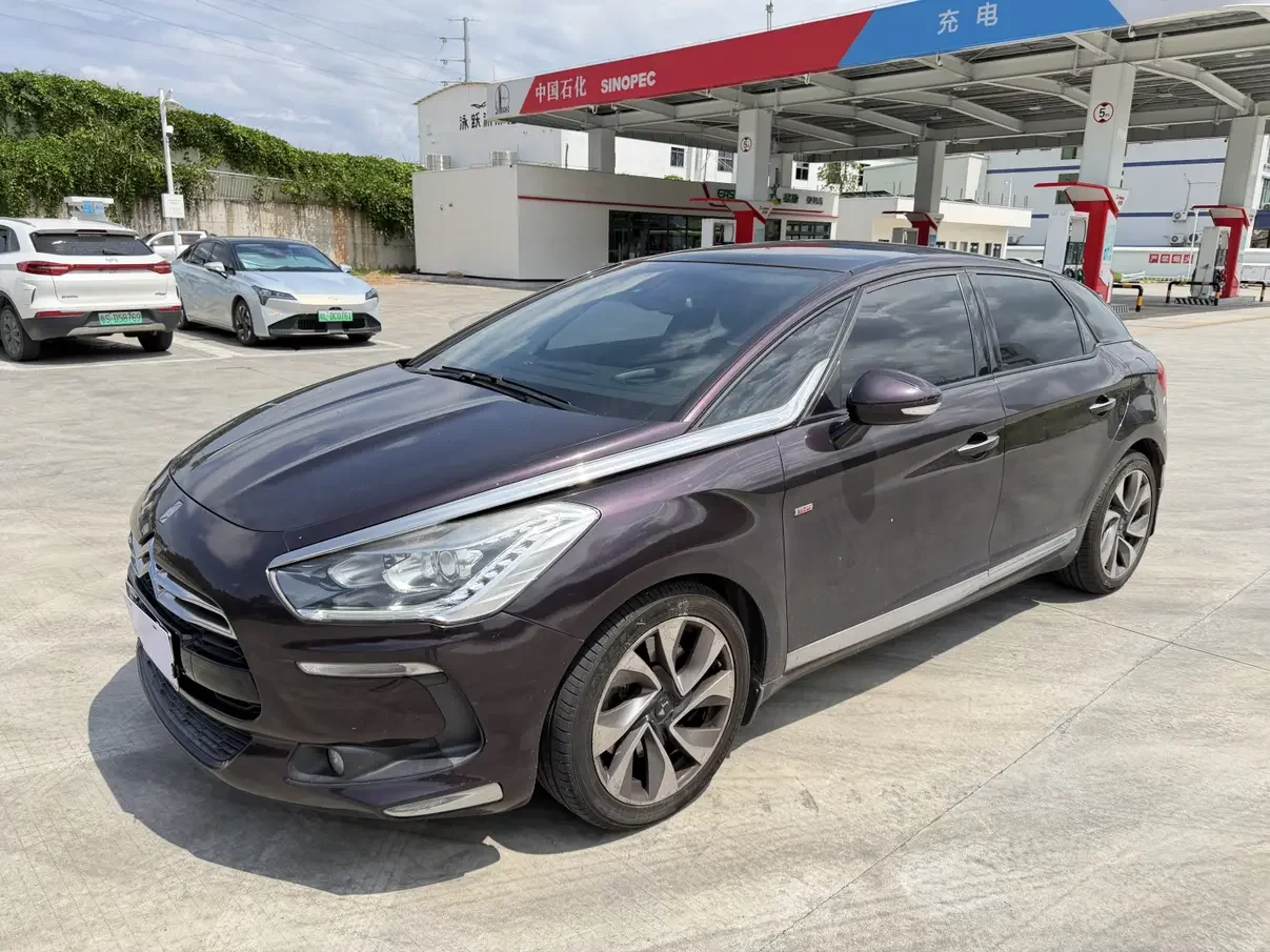 DS 5  из Китая