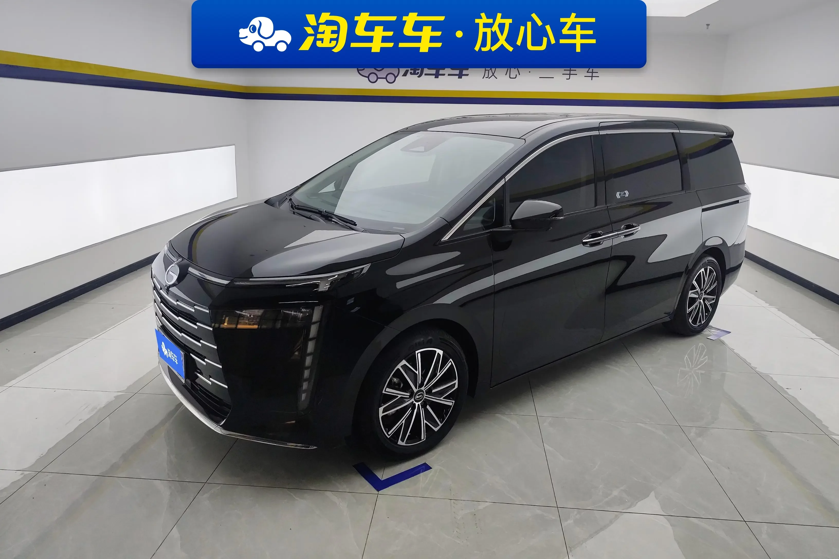 GAC Trumpchi E8  из Китая