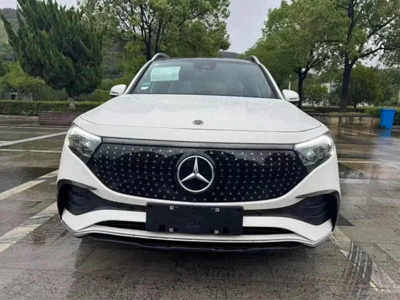 Mercedes-Benz EQB  из Китая