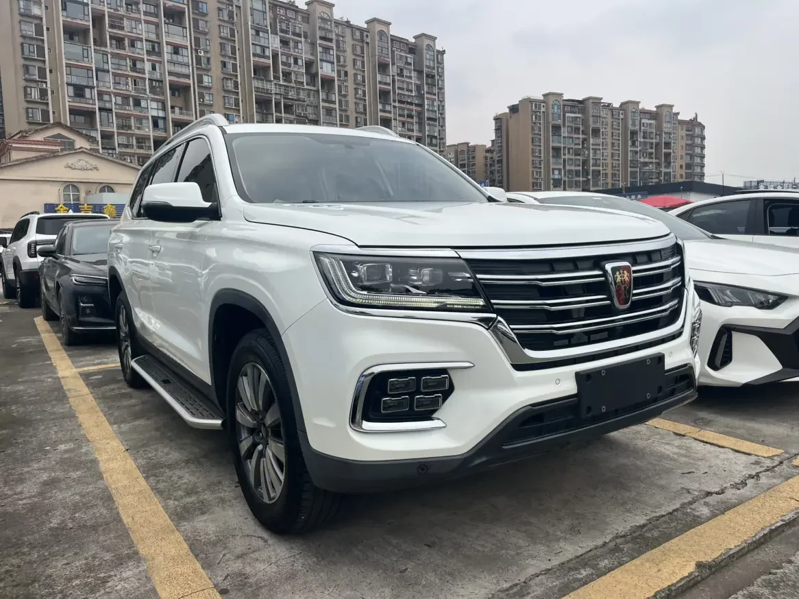 Roewe RX8