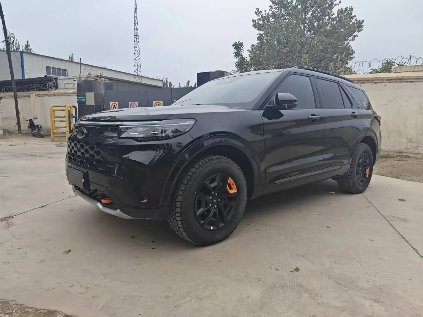 Ford Explorer