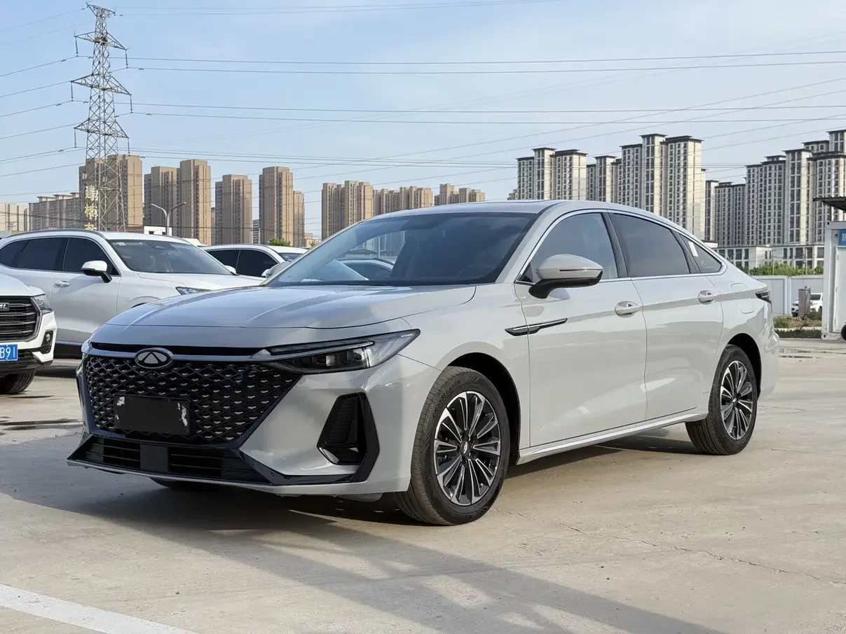 Chery Fengyun A8