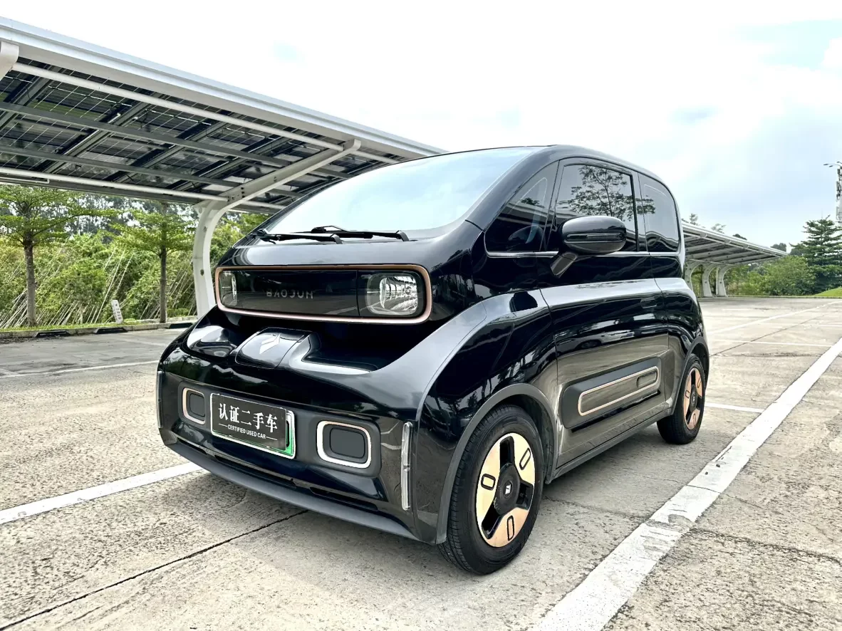 Baojun KiWi EV  из Китая