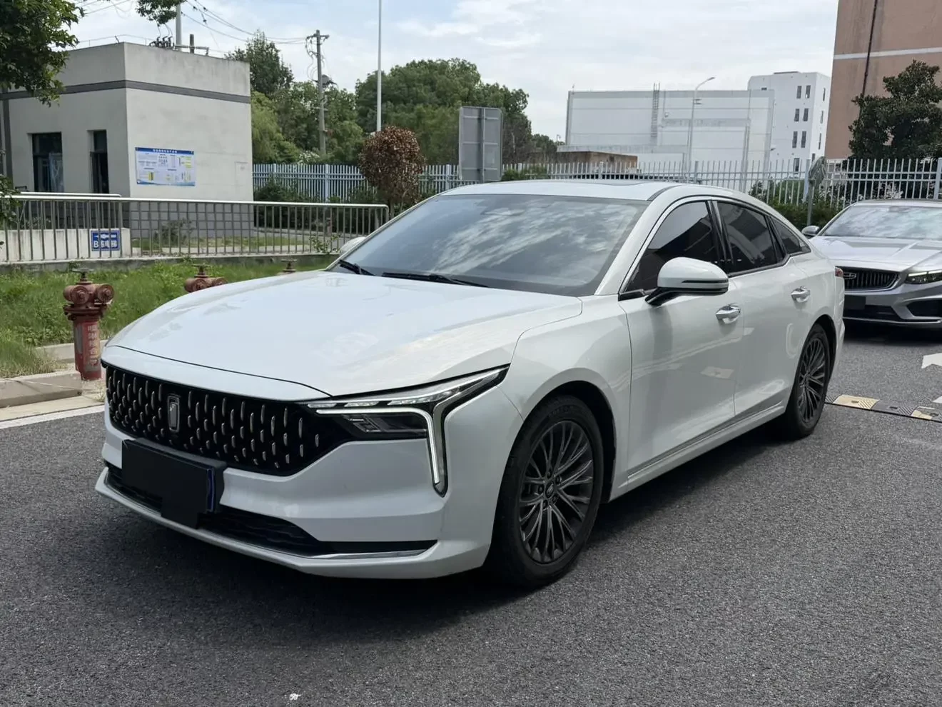 FAW Bestune B70 (Besturn B70)  из Китая
