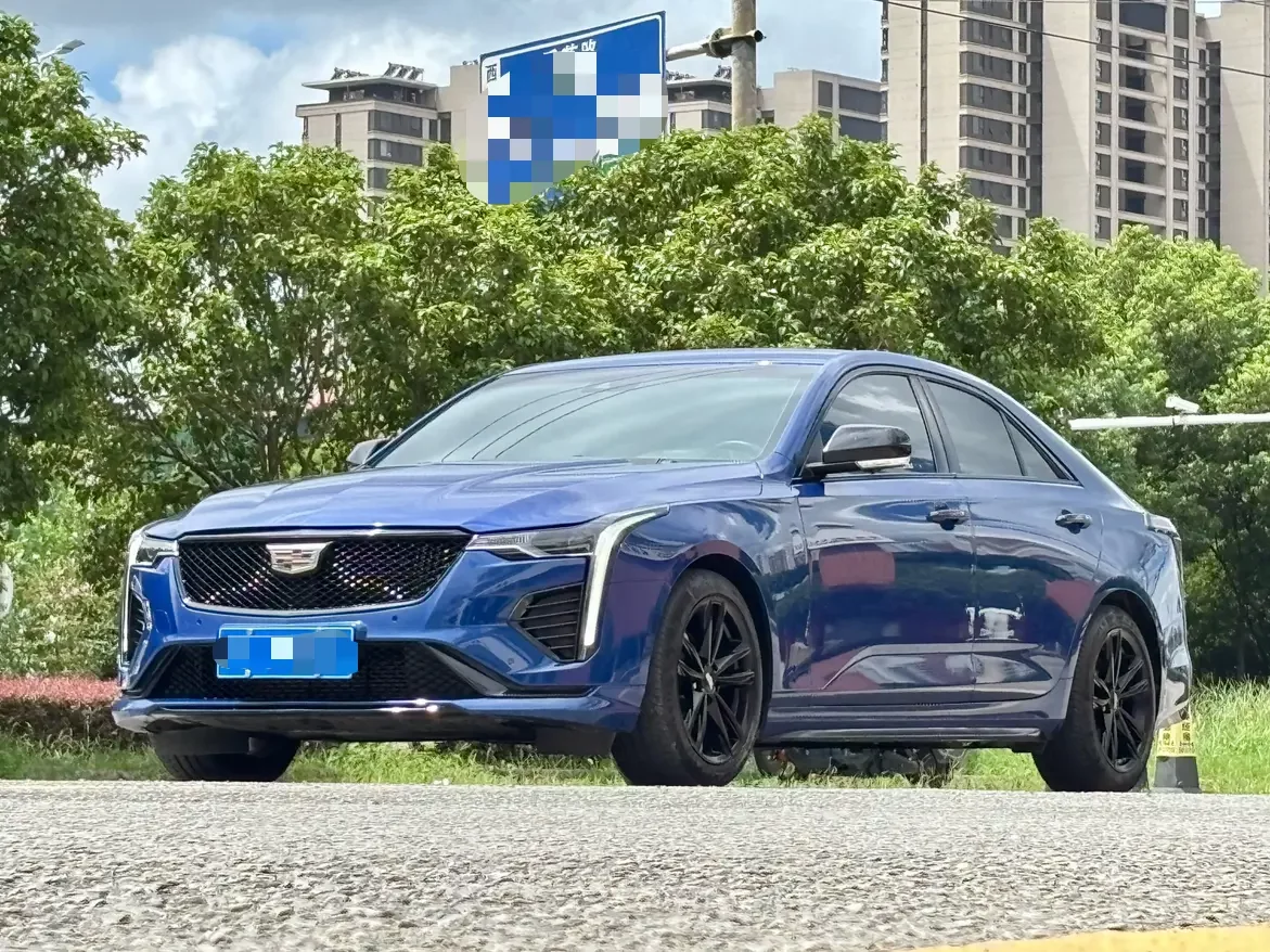 Cadillac CT4