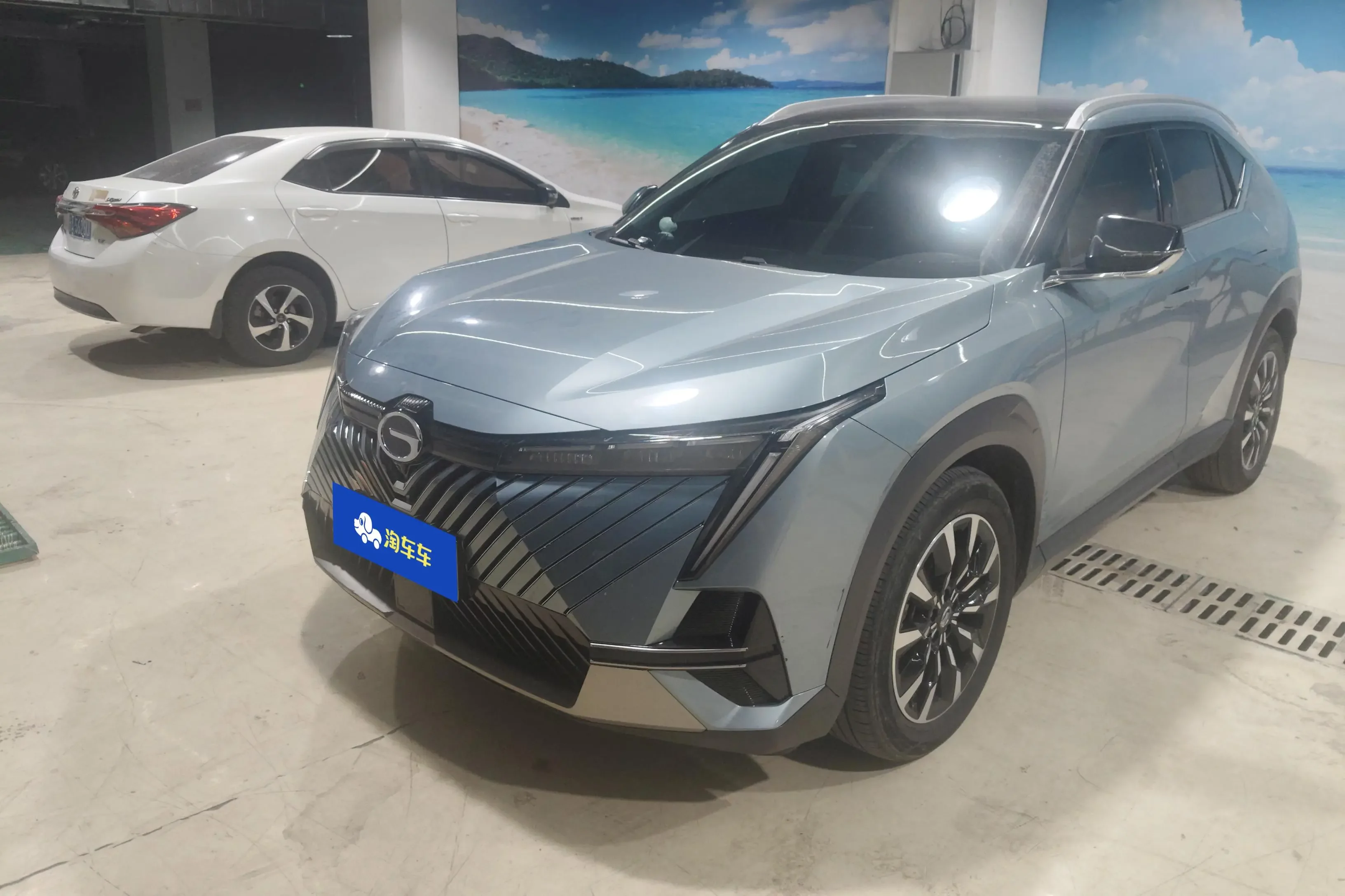 GAC Trumpchi Empow  из Китая